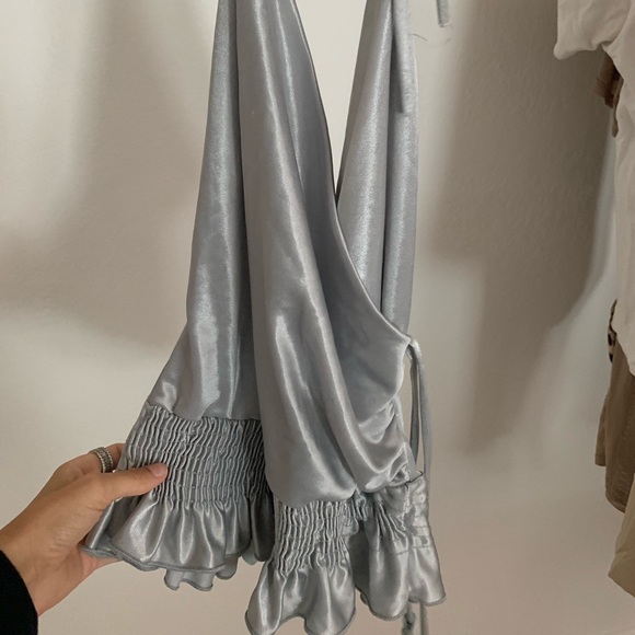 💕ON HOLD💕 Silver Ruffle Tank - Picture 5 of 8
